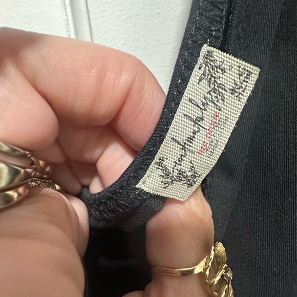 Free People Somethin Bout You Black Puff Sleeve One-Shoulder Bodysuit Size Small - Picture 7 of 7